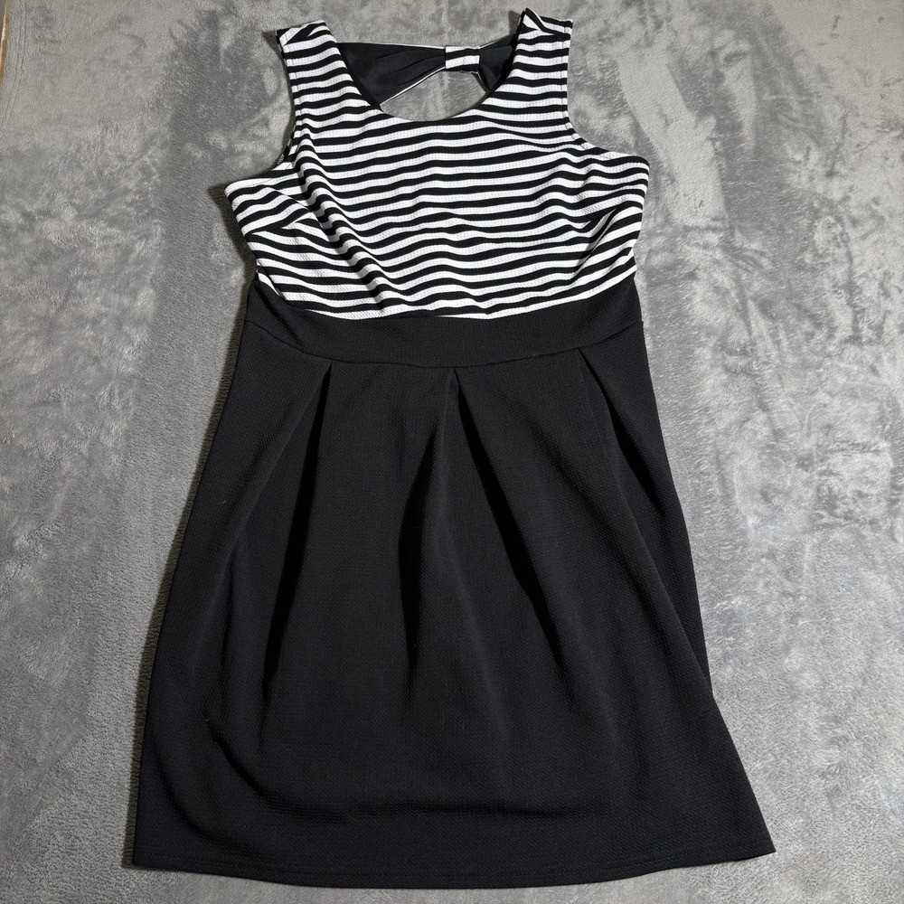 Jonathan Martin Collection Women's Black & White Striped Dress Size 1X